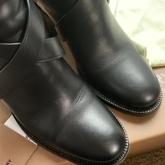 Burberry Pryle Equestrian Check Ankle leather Booties - Picture 8 of 8